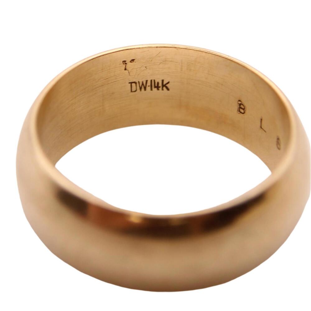 *SOLD* Vintage 14kt Yellow Gold Polished Wide Cigar Band Engraved Ring - Picture 4 of 9